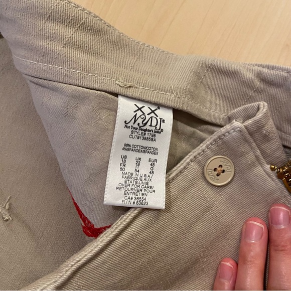 NYDJ cream US 18 cotton and spandex pants. High quality. - Picture 8 of 8